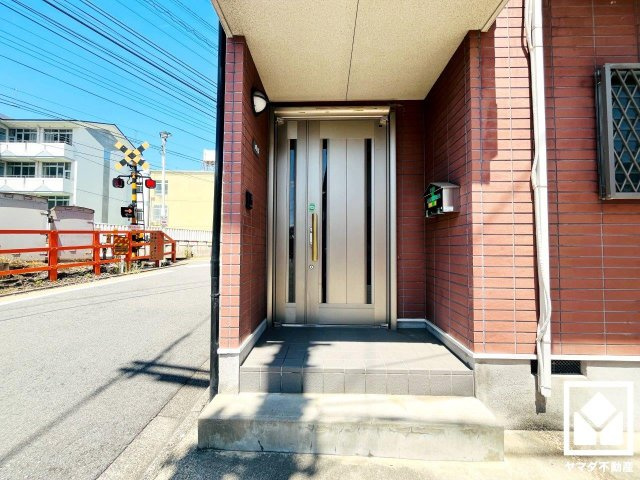 伏見区新町１丁目の玄関|事前にご予約頂きましたら、営業時間外のご内覧等も可能です♪