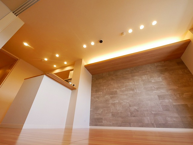 シャーメゾンＮＡＣの居間・リビング|こちらの居間で趣味の時間をお楽しみください