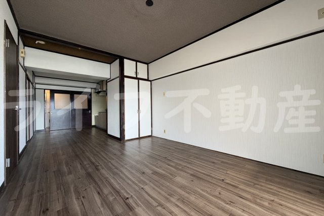 エステマール弥刀の洋室|ゆったりした洋室です