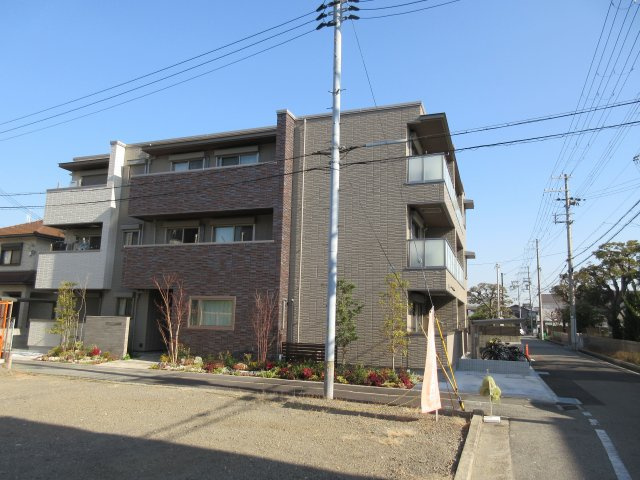 シャーメゾンガーデンズ天文町