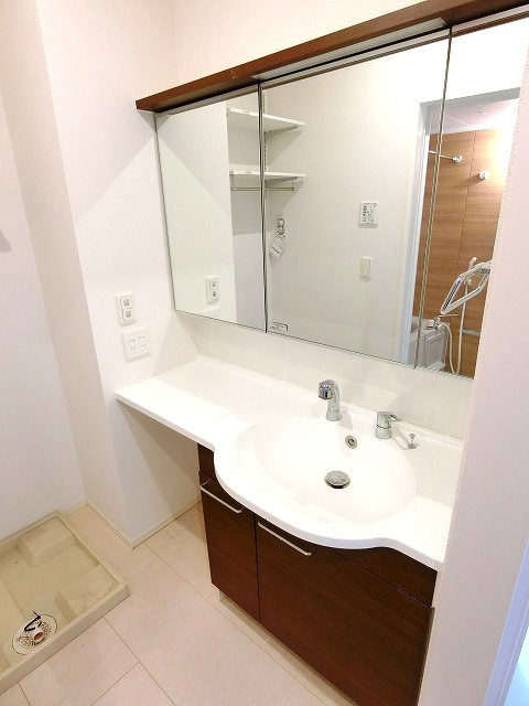 グランシャリオの独立洗面台