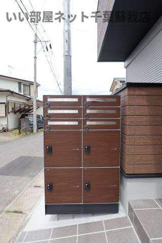 YURION蘇我のロビー|宅配ボックスがあると、自分の時間を有効活用できますね！