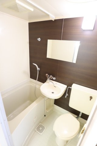 大阪市都島区都島本通５丁目の賃貸マンションの浴室