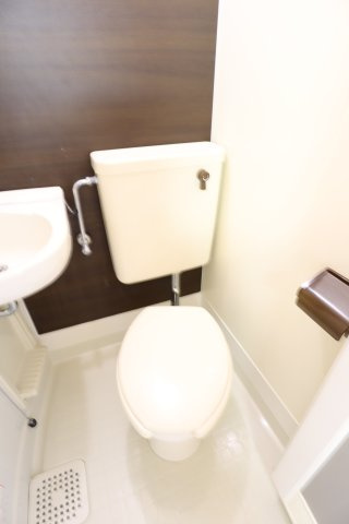 大阪市都島区都島本通５丁目の賃貸マンションのトイレ