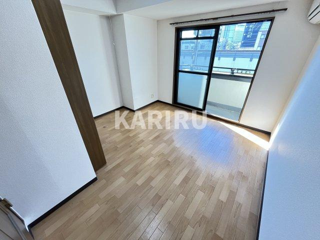 レジナコートの居間・リビング