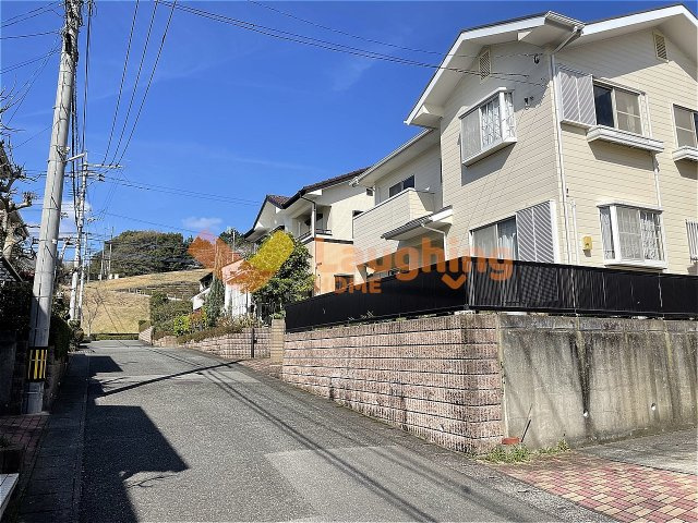 【前面道路含む現地写真】の画像