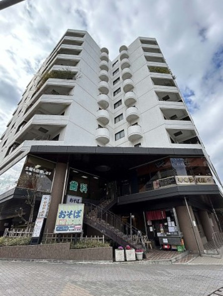 山屋東陽ハイツの外観