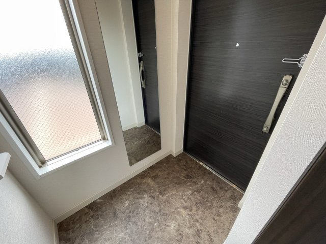 スプランディッド池田呉服町の玄関