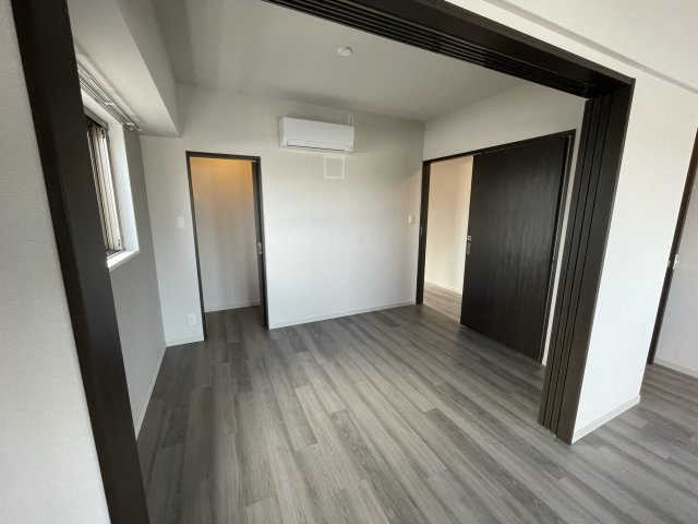 スプランディッド池田呉服町の洋室