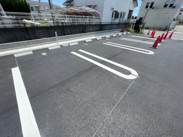 パルグランデⅠの駐車場