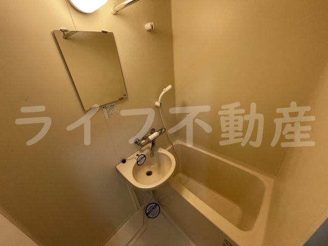 カデンツァKの浴室|ゆったり過ごせるお風呂です