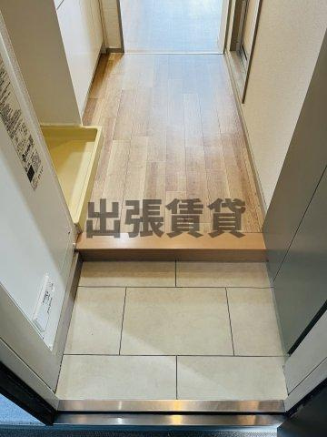 ファースト尼ケ坂の玄関