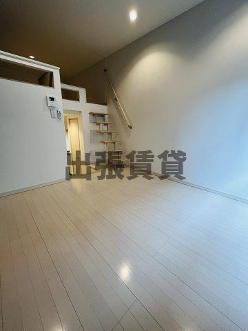 仲介手数料0円！K Flatの居間・リビング