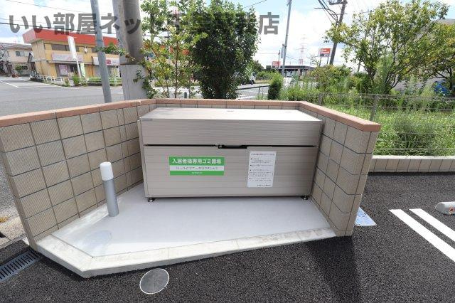 ルミエール五井・Ⅱのその他共用部分|ゴミストッカー