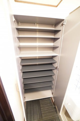 【収納】 | エバーグリーンⅡ | ※同物件・反転タイプの写真です。