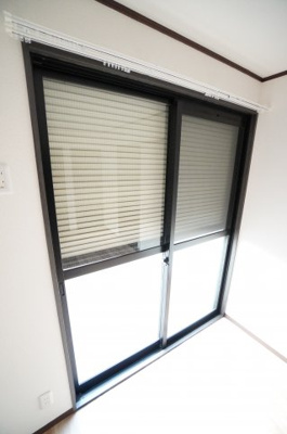 【セキュリティ】 | エバーグリーンⅡ | ※同物件・反転タイプの写真です。