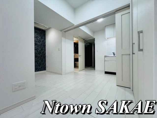 【居間・リビング】 | さくらHills NISHIKI Platinum Residence | ゆったりとしたリビングです