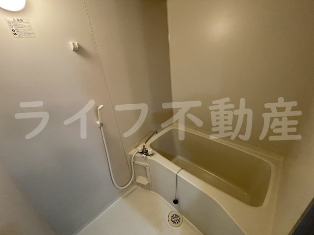 美津和ビルの浴室|コンパクトで使いやすいお風呂です