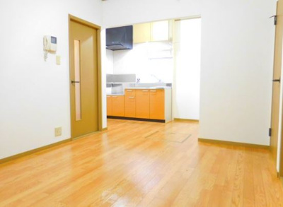 【居間・リビング】 | メゾン出丸Ⅱ番館