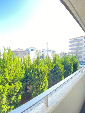 ブルージュ摂津の展望