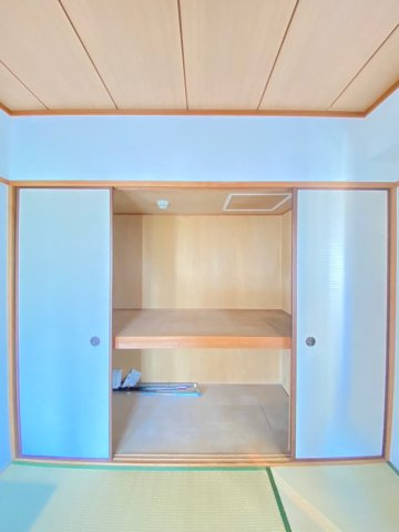 ブルージュ摂津の収納