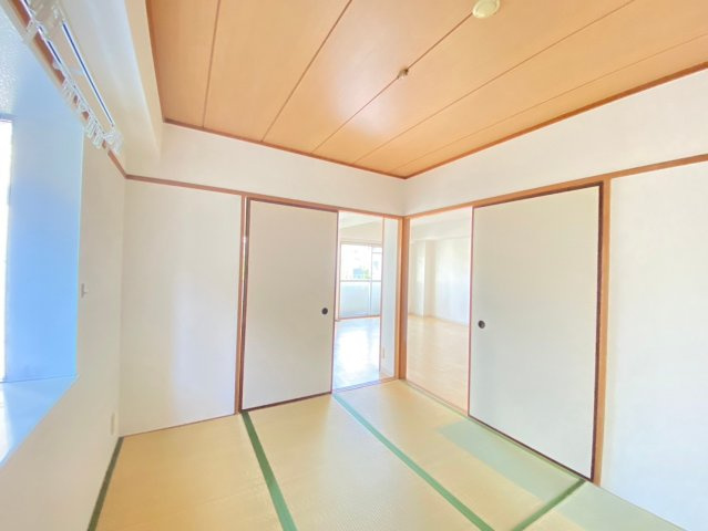 ブルージュ摂津の内装