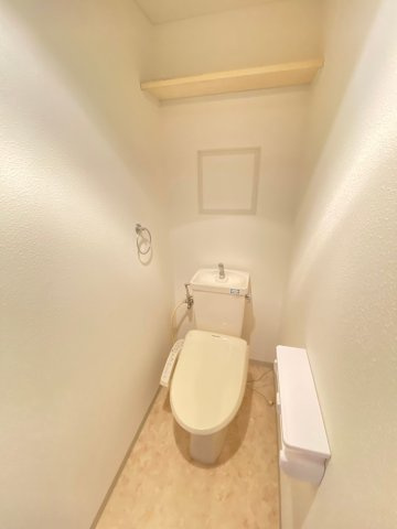 ブルージュ摂津のトイレ