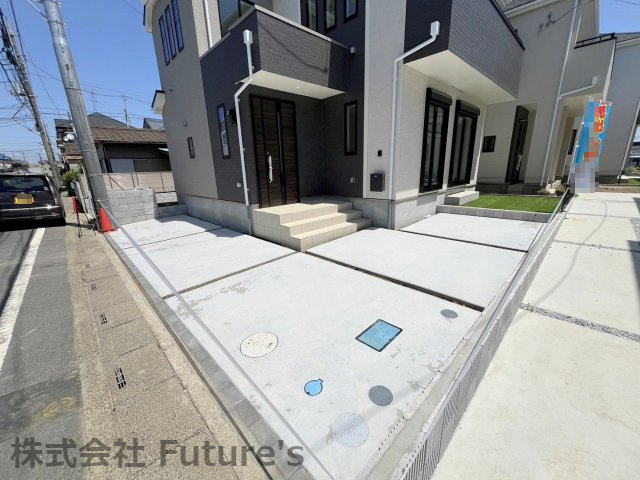 三郷市戸ケ崎3丁目　新築戸建　全7棟　B号棟の駐車場|カースペース2台分あります