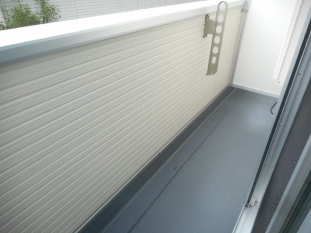 アパートメント新小岩B棟のバルコニー