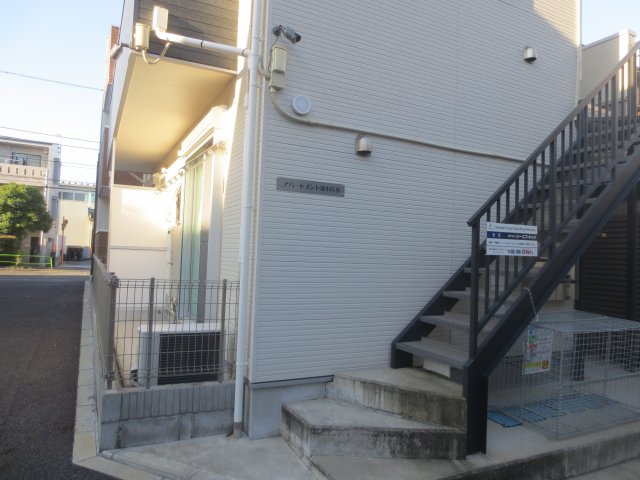 アパートメント新小岩B棟のエントランス