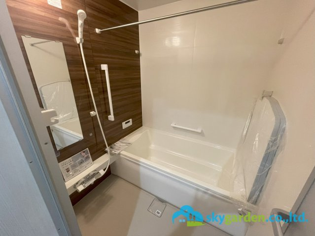 平塚市南金目　未入居戸建の浴室