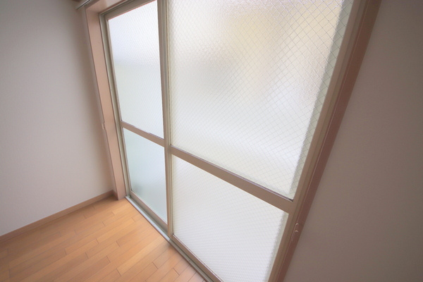 レオ四条大路のその他