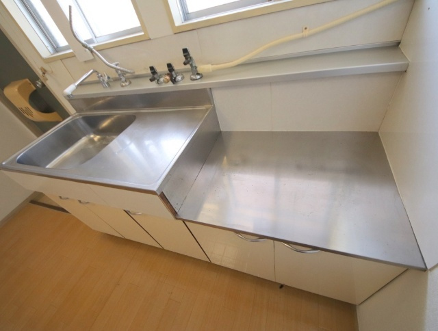 山下ハウスのキッチン