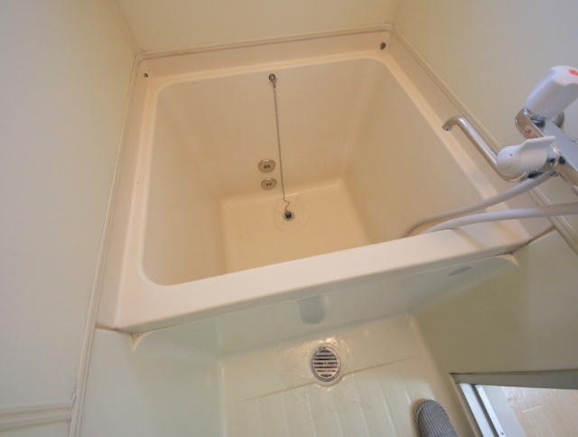 山下ハウスの浴室