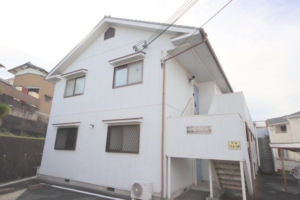 プロシードのエントランス