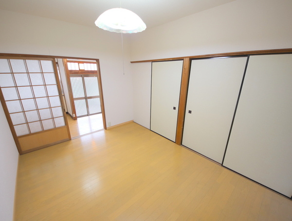 吹角借家　中棟の居間・リビング