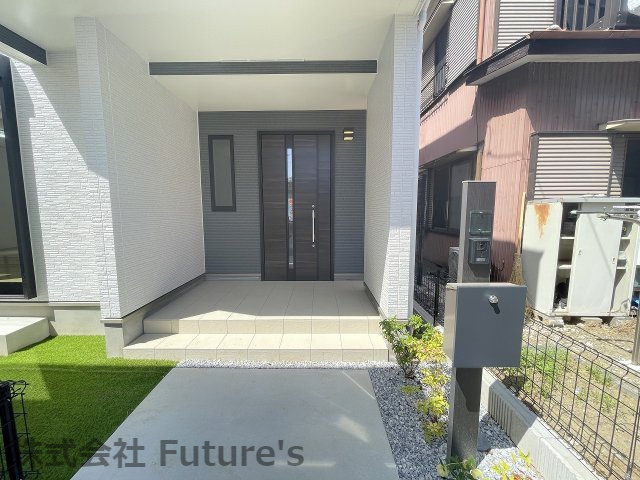 三郷市戸ケ崎3丁目　新築戸建　全7棟　G号棟のエントランス|玄関アプローチ