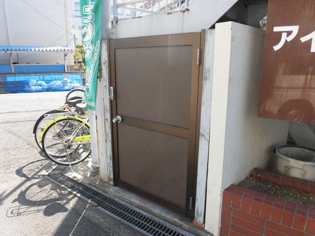 敷地内ゴミ置き場も設置されています