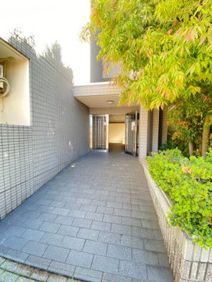 【エントランス】 | ブルージュ摂津