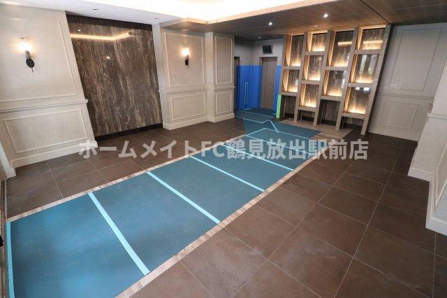 SK RESIDENCES 放出のロビー