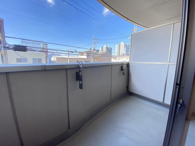 【バルコニー】 | ファミーユＴ＆Ｍ（ティアンドエム）