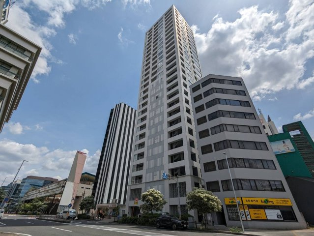 アールバックスタワー金山駅前の外観|アールバックスタワー金山
