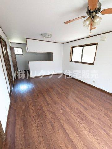 大久保町4丁目　中古一戸建ての居間・リビング|LDK16.0帖
■物件内覧・資金計画相談・住宅ローン相談、リフォーム相談、お問合せ受付中■
※当日・翌日のご内覧、ご相談はお電話でのお問合せがスムーズです！