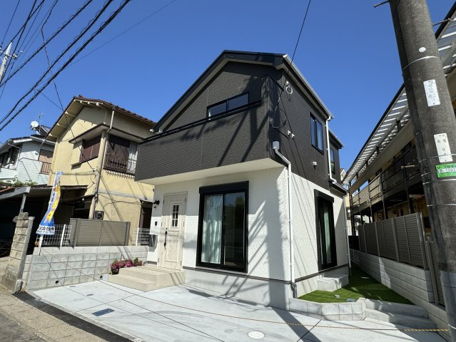 松戸市八ヶ崎６丁目新築戸建【八ケ崎小学校：6分】の外観|完成済み内覧可能です！