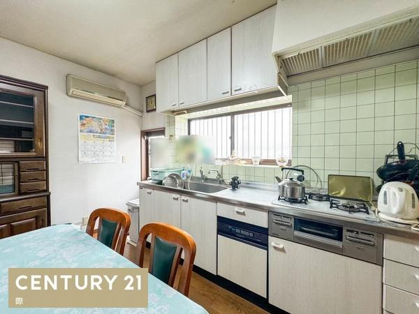 和歌山市松ケ丘1丁目　中古戸建のキッチン