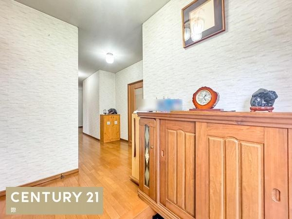 和歌山市松ケ丘1丁目　中古戸建の玄関