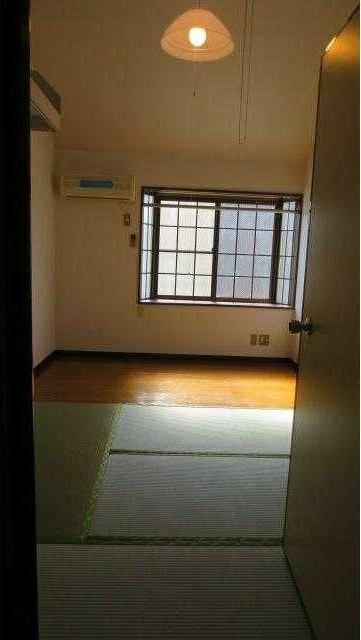 メゾンドサフランの和室