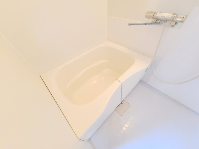 聖和ハイツ生駒Ｂの浴室