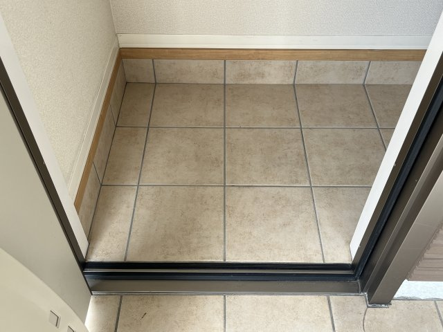 カーサエクラージュの玄関