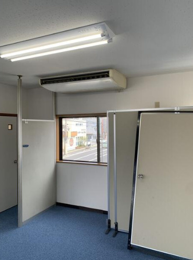 守山市守山６丁目の店舗事務所の内装